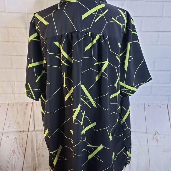 A Personal Touch Black with Chartreuse Printed Button Blouse womens 1X Comfy - Picture 6 of 8